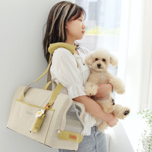 ※予約販売【WandookongMom】Putzi Pastello ネーム刺繍入りキャリーバッグ（ベージュ/オリーブイエロー）