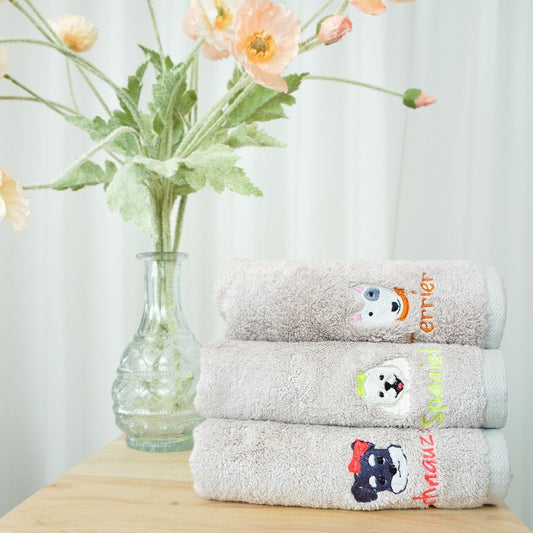 ※予約販売【cherry's cake】うちの子刺繍入りカスタムバンブータオル（ベージュ）